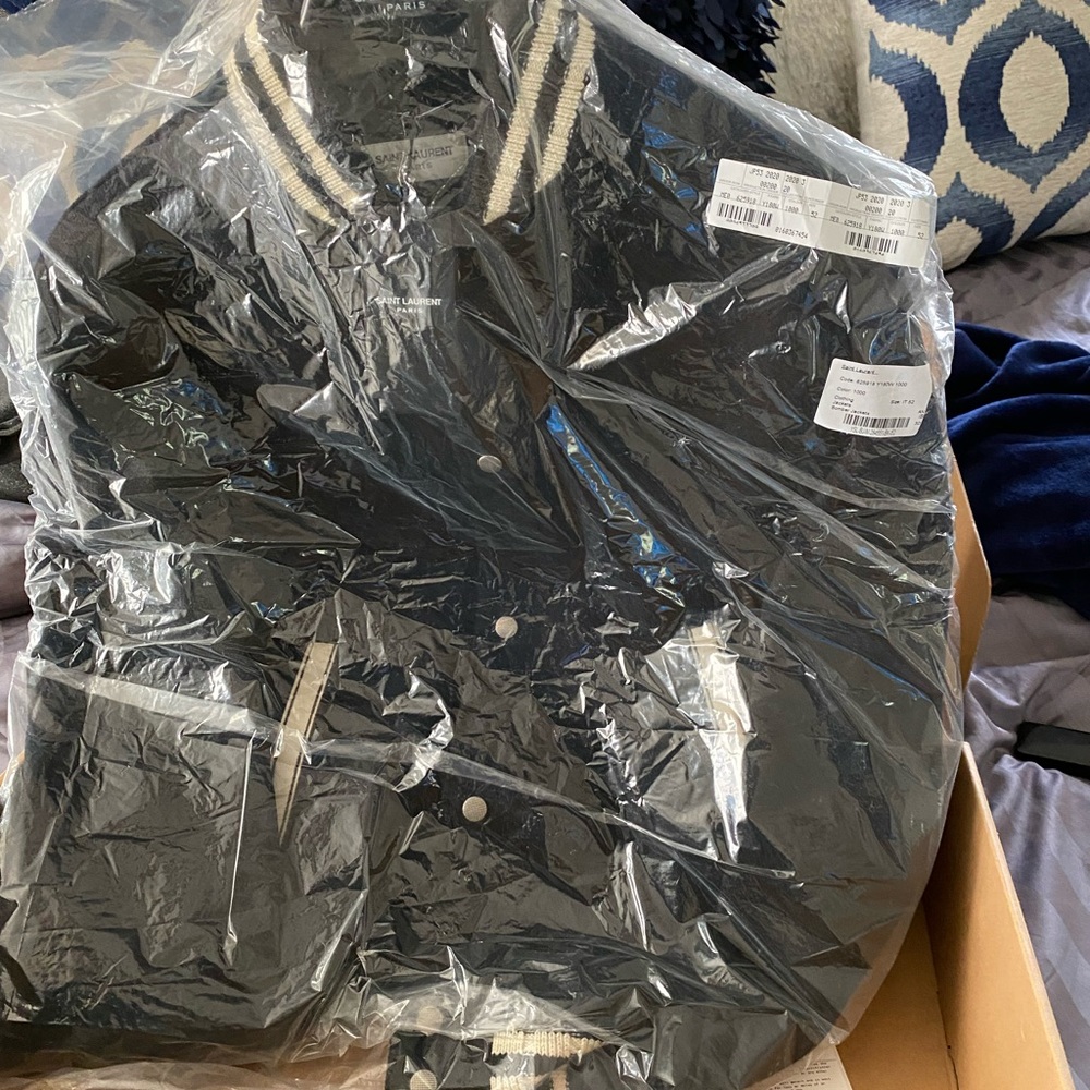 BRAND NEW MENS YSL JACKET  SIZE 52 (M/L) - Picture 4 of 7